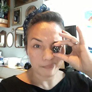 Meet your Posher, Carmina